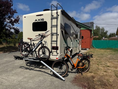 New HeyBike CityRun ebikes with hydrolic braking.  Comes with helmets, locks, repair kit and cover.