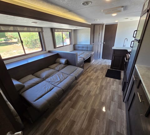 "Cruise Light" to Salem by Forest River (CCL1) Towable trailer in Temecula