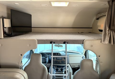 2017 Thor Chateau Drivable vehicle in Kettering