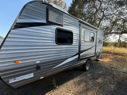 Andre's Jayco Flight 183RB Towable trailer in Petaluma