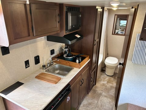 Family Adventure SUV Suite Towable trailer in Pitt Meadows