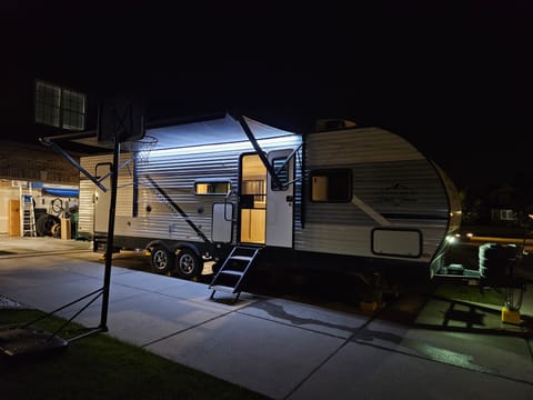 2024 Della Terra 271BH Towable trailer in Joliet