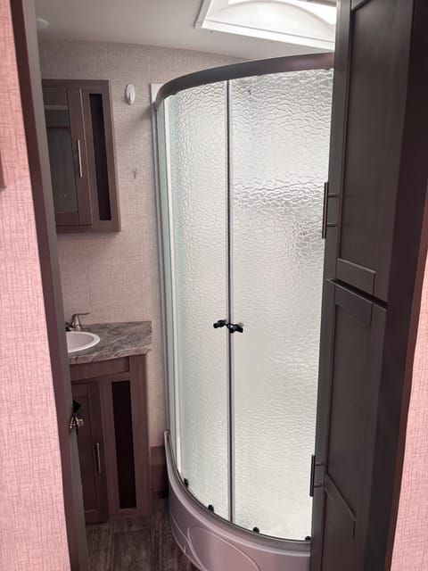 2022 Crossroads Sunset Trail Superlite 222RB Towable trailer in Encinitas