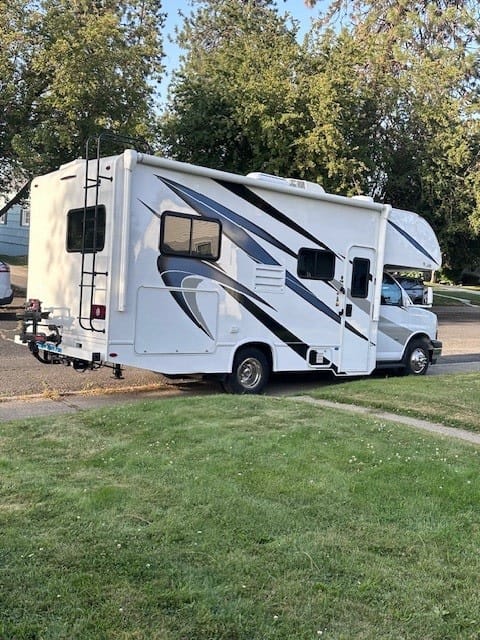 KNOW MORE FUN for RENT OR FOR SALE! Drivable vehicle in Spokane Valley