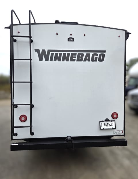 2021 Winnebago Micro Minnie 700BH Towable trailer in Kettering