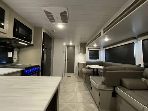 Escape in Comfort Towable trailer in Riverside