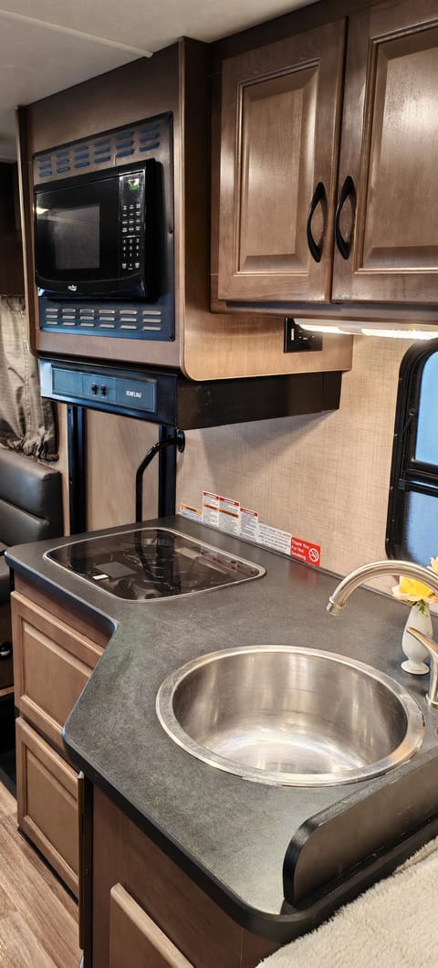 New listing: 2019 CONDO ON WHEELS! - 2 BED 1 BATH Drivable vehicle in Port Coquitlam