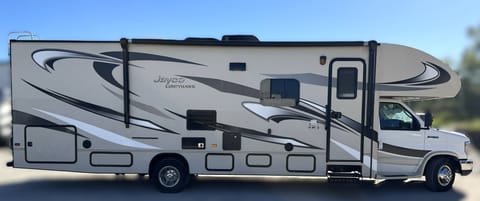 2015 Jayco Greyhawk Drivable vehicle in Kettering