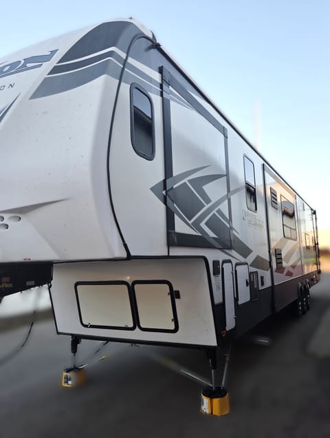 2021 Keystone Fuzion Towable trailer in Kettering