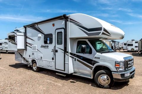 28ft fits perfectly in National park camping spots