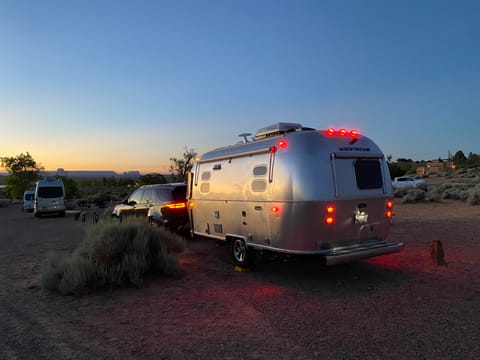 New Port Beach: Airstream 19ft Sleep 4 Towable trailer in Diamond Bar