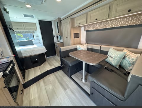Brand New 2026 Sunseeker - Kitchen Slide Out - Fully Loaded - Luxurious Drivable vehicle in Diamond Bar