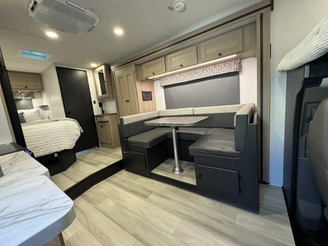 Dinette converts to a sleeper