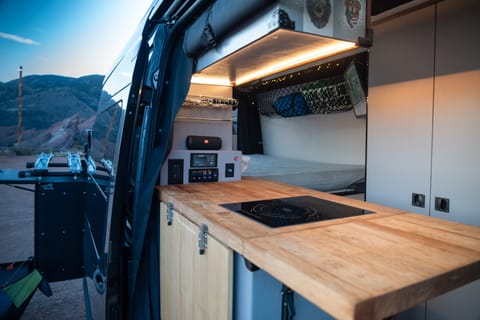 ROMR03 -- 2022 Pleasure-Way Rekon 4x4 Adventure Van Drivable vehicle in Edgewater