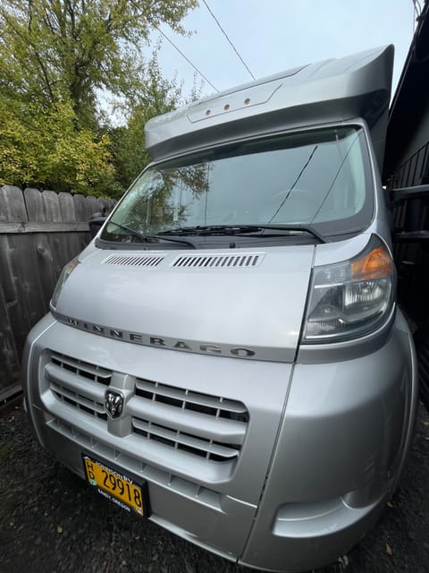 2015 Winnebago Trend 23B Drivable vehicle in Eugene