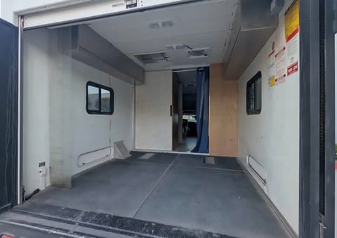 Toy Hauler Fun Mover Class C Motorhome Drivable vehicle in Placentia