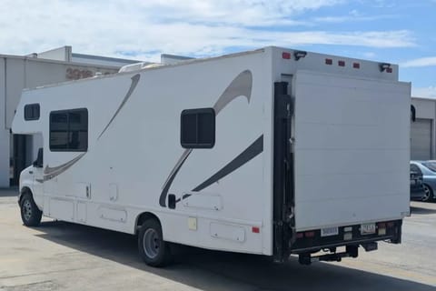Toy Hauler Fun Mover Class C Motorhome Drivable vehicle in Placentia