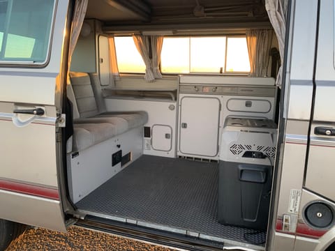 1991 VW Westfalia “Sylvie” 