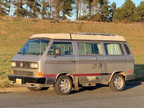 1991 VW Westfalia “Sylvie” 