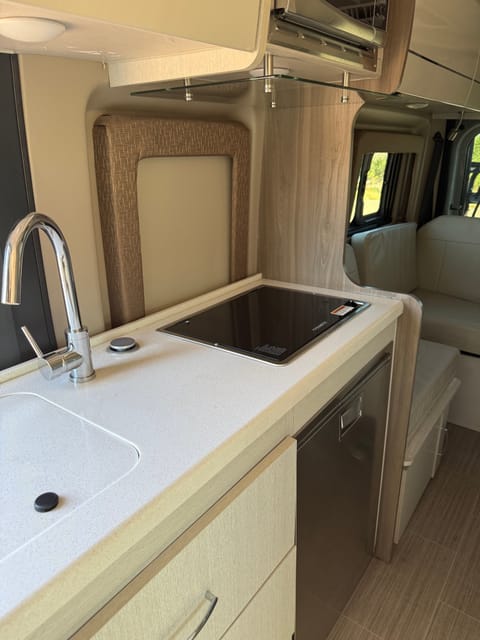 Your perfect getaway awaits! Drivable vehicle in Los Ranchos