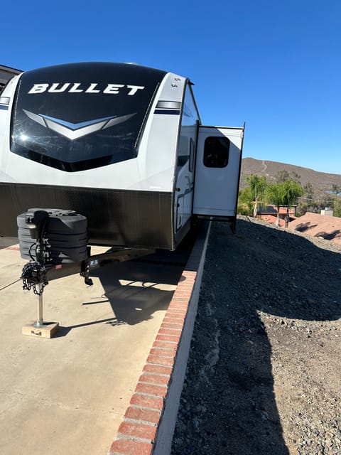 2024 Keystone Bullet Ultra Lite Towable trailer in Menifee