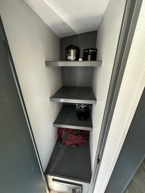 2024 Keystone Bullet Ultra Lite Towable trailer in Menifee