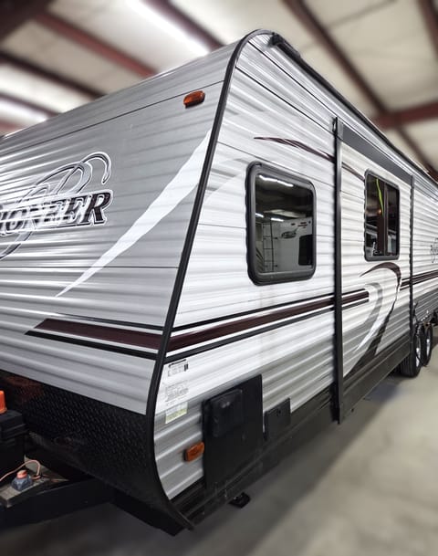 2017 Heartland RVs Pioneer Toy Hauler Towable trailer in Kettering