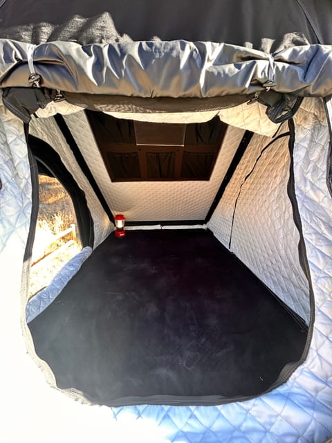 2025 Jeep wrangler 4xe with rooftop pop up tent RV in Applewood