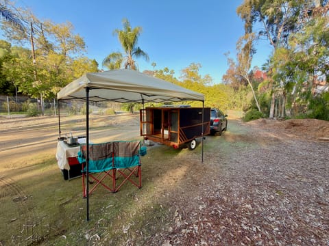 Sol & Cedar Towable trailer in Casa De Oro-Mount