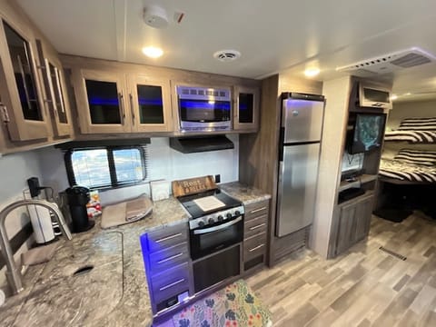 2022 Crossroads RV Zinger Towable trailer in Texarkana