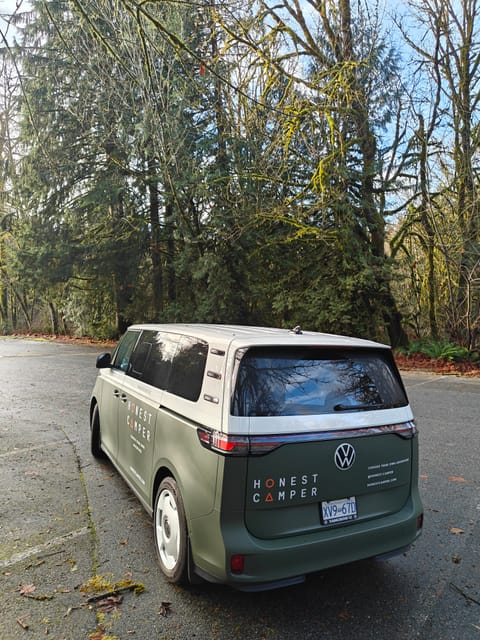 2025 Volkswagen ID. Buzz (For 2) Drivable vehicle in Port Coquitlam