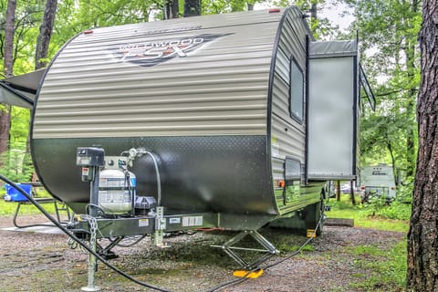 CADE your perfect camper for weekend getaway or long trip! Ziehbarer Anhänger in Mansfield