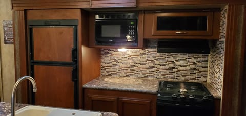 Passport Grand Touring 38' Travel Trailer FOR DELIVERY Towable trailer in Michigan