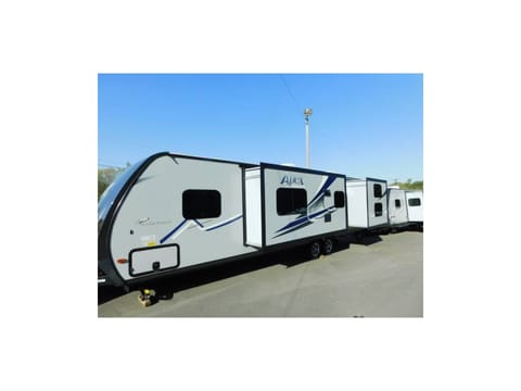 2018 Coachmen Apex 300BHS Towable trailer in Lancaster