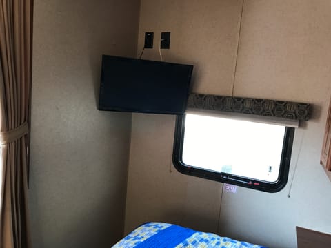 2015 Jayco 264BHW - Sleeps up to 10!  Perfect for Families! Towable trailer in Delaware