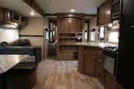 2018 Dutchmen Aspen Trail Towable trailer in Lake Stevens