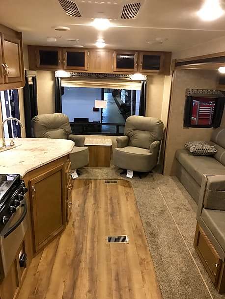 2017 Coachmen Catalina Towable trailer in Berkley