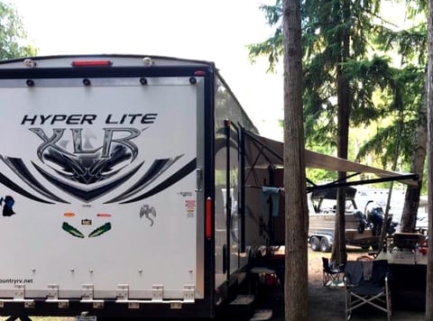 2014 Forest River Hyper lite XLR /Delivery Only Towable trailer in West Kelowna