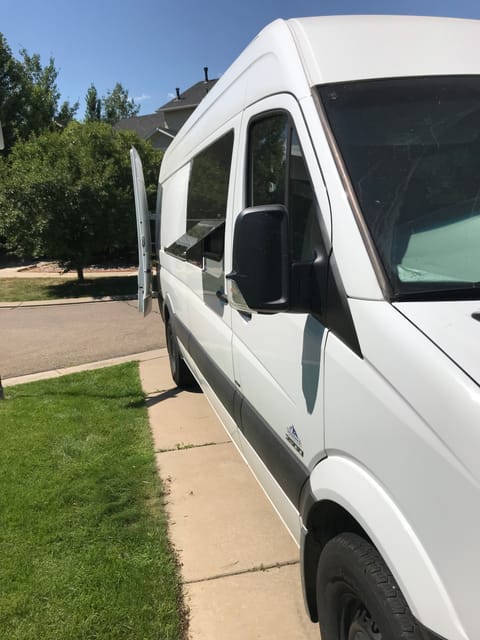 Slider door vent window, to let fresh air in. 