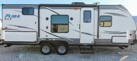 2018 Palomino Puma Towable trailer in Brownsville