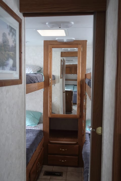 4 Fixed bunks in this bedroom!