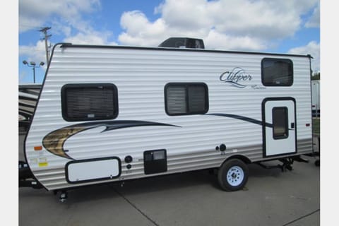 2014 Coachmen Clipper Towable trailer in Burnsville