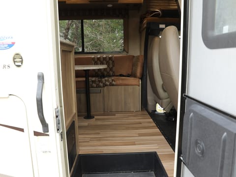 2016 Coachmen Freelander 21RS San Antonio Drivable vehicle in San Antonio