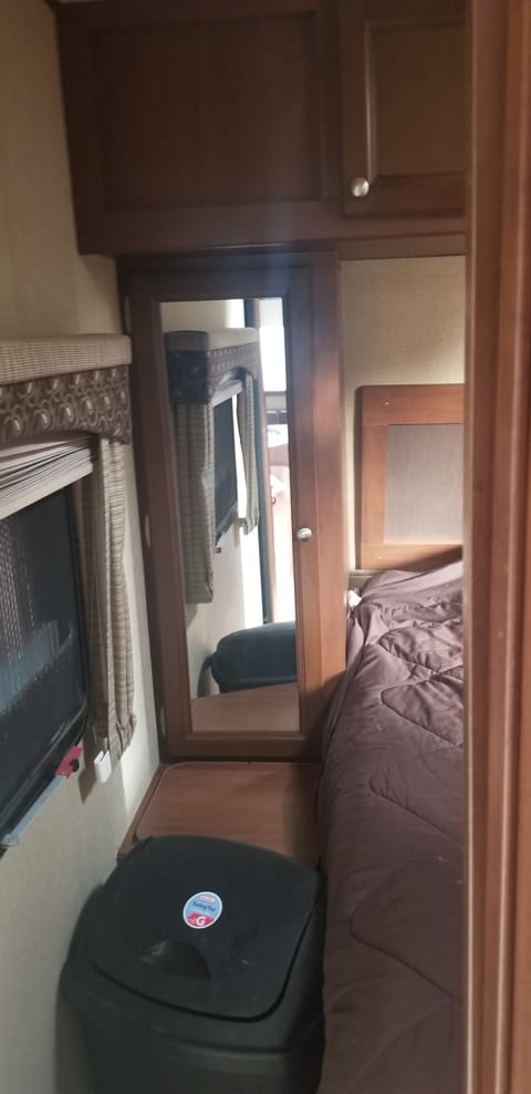 2014 Dutchmen Coleman CTU313BH Towable trailer in El Mirage