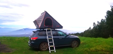 World's best Roof Top Tent - opens/closes in 30 seconds, 5 feet of headroom, Queen sized foam mattress!