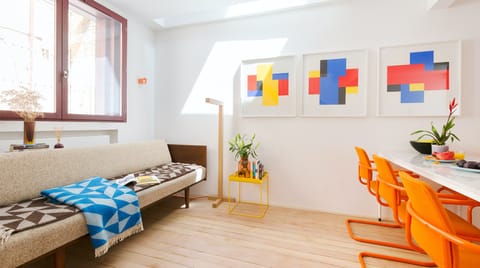 Small Town House Apartment in London Borough of Hackney