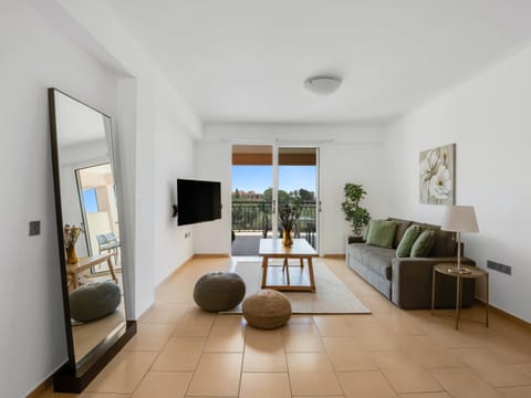 The Charm of Chloraka Apartment in Paphos