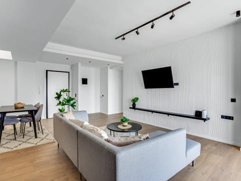 Sunrise Sanctuary Apartment in Thessaloniki