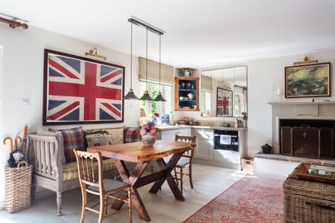 Country Nest Cabin in Horsham District