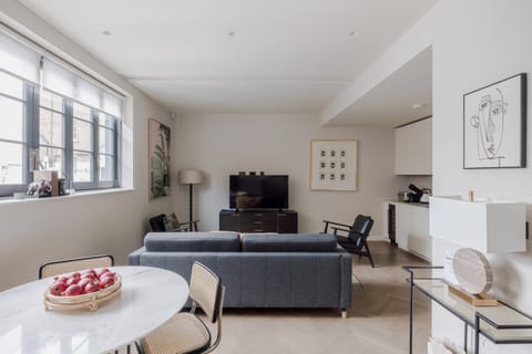 A Gentle Walk Apartment in City of Westminster